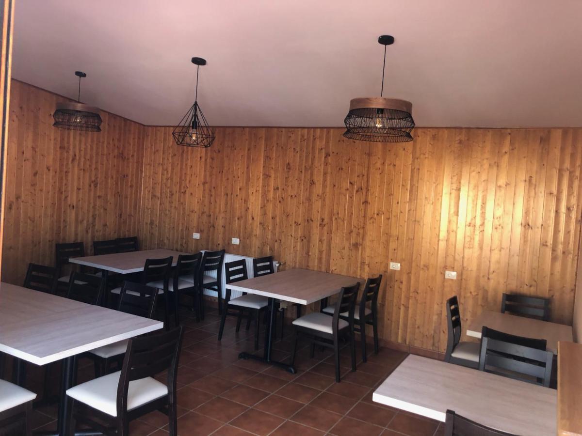 Albergue O Cruceiro Salgueiros Buitenkant foto